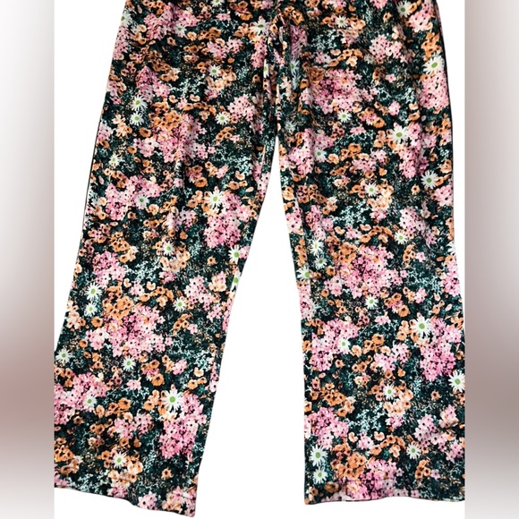 EUC Victoria’s Secret Floral Matching Long Pajama Pants Set Size Medium Regular - Picture 9 of 13